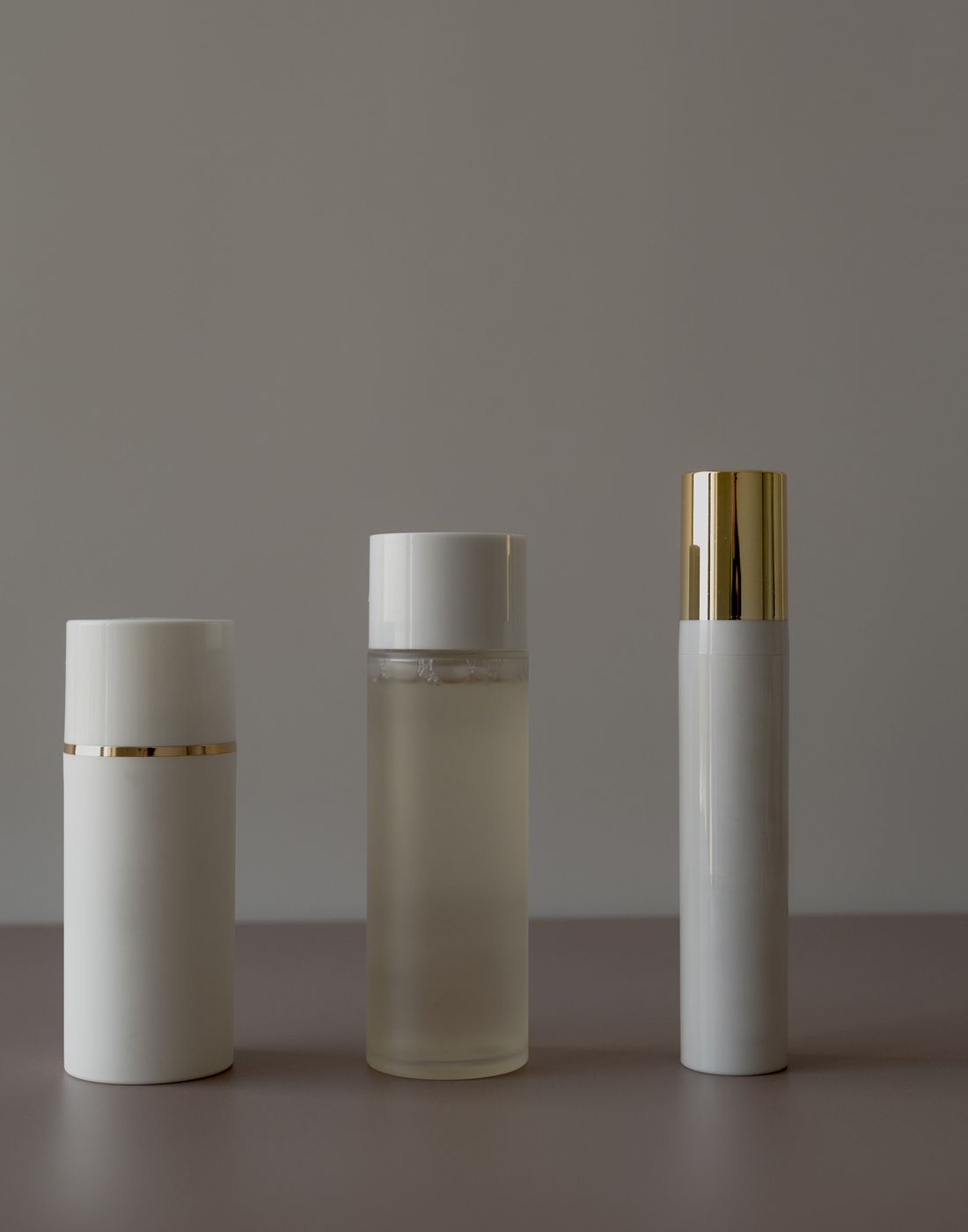 Three bottles, studio